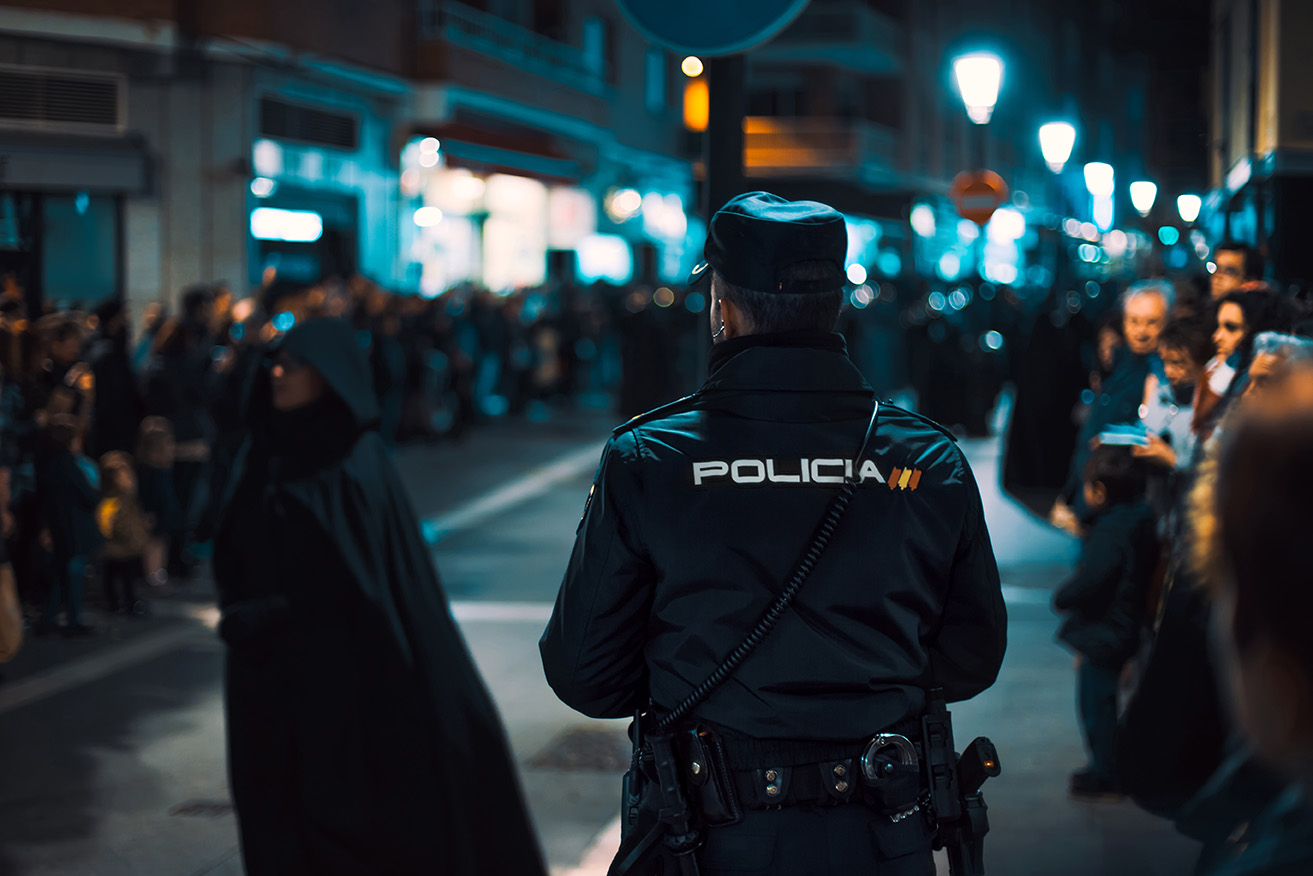 policias